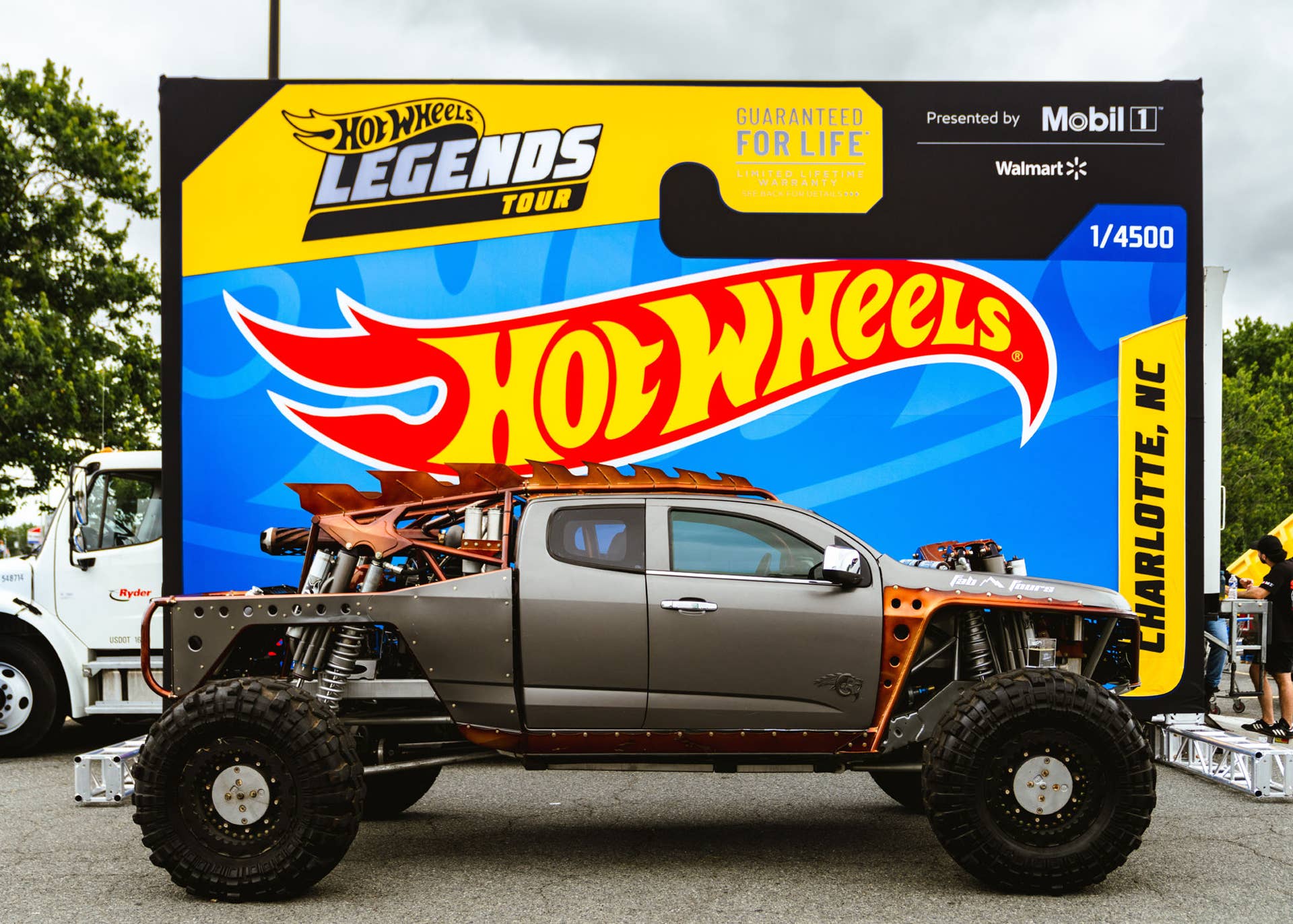 2015 Chevrolet Colorado rock crawler is a Hot Wheels Legends Tour